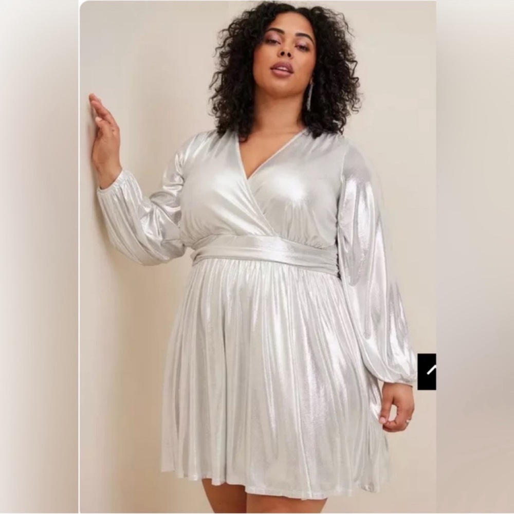 Torrid Silver Dress 👗 - Picture 2 of 9